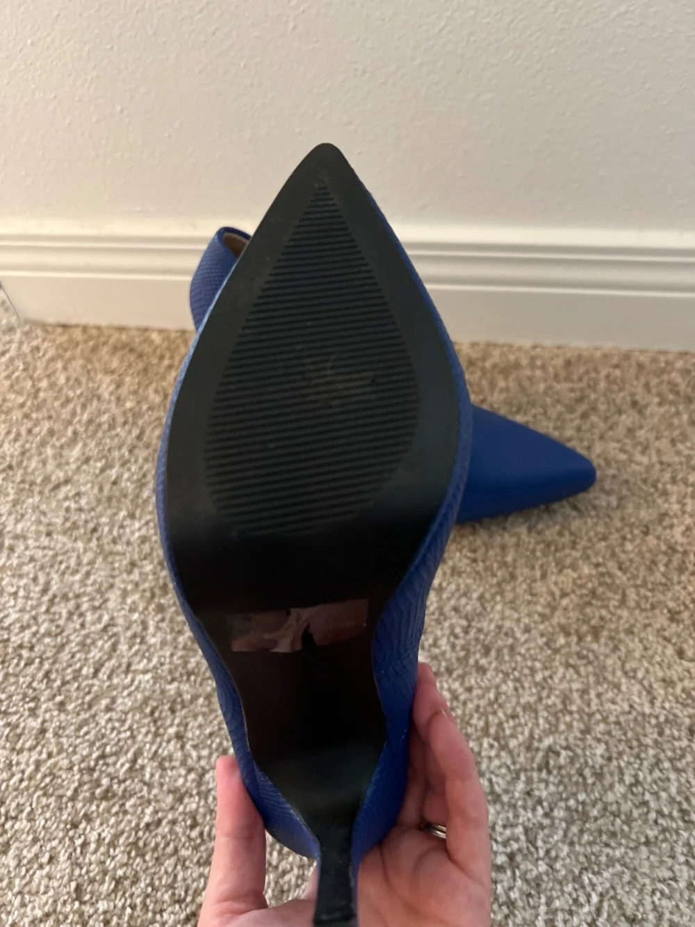 Blue textured stiletto heels